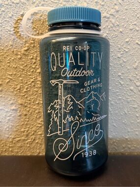 REI Nalgene Water Bottle 1940s Throwback Logo Blue 32oz BPA Free Brand New
